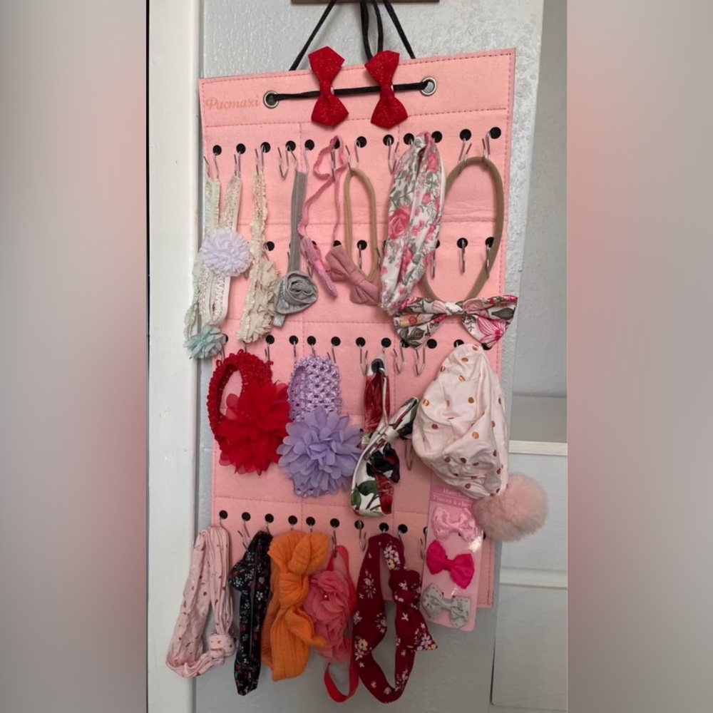Baby headband and holder
